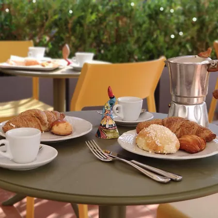 Oda ve Kahvaltı Relais Montedonzelli Napoli