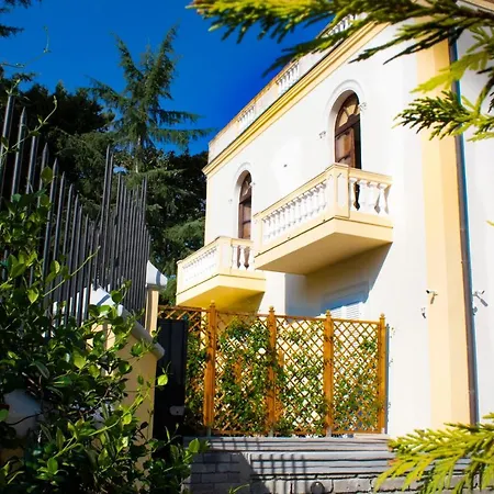 Relais Montedonzelli Frühstückspension Neapel