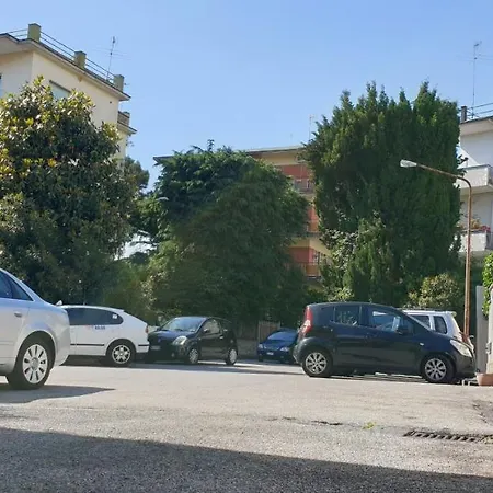 Relais Montedonzelli 2* Neapel