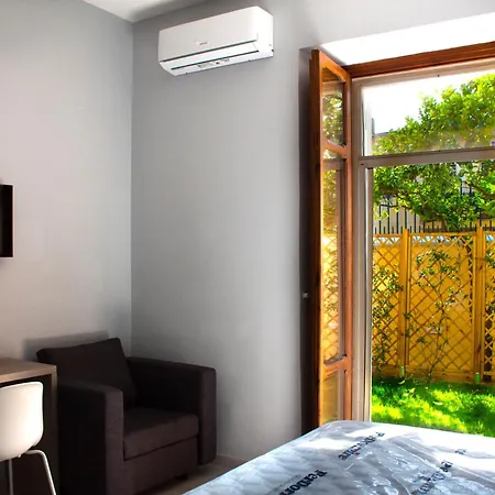 Relais Montedonzelli Bed & Breakfast Naples