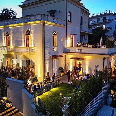 Relais Montedonzelli Bed and Breakfast Νάπολη