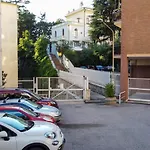 Relais Montedonzelli Bed & Breakfast 4*